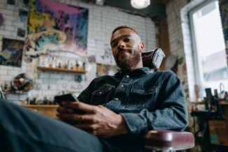 Die aus den USA stammende Plattform Booksy bringt ihr digitales Buchungs- und Managementsystem für Salons, Barbershops und Kosmetikstudios nach Deutschland.